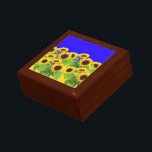 Caja De Regalo Casilla de regalo de girasoles Bandera ucraniana L<br><div class="desc">Cajas de regalo de girasoles - Colores de bandera ucraniana - Paz - Libertad Ucrania - Apoyen la independencia juntos - ¡Victoria! Hagamos del mundo un lugar mejor - ¡todos juntos! Un mundo mejor comienza - depende - ¡los necesita también! Puede transferir a más de 1000 productos Zazzle. Redimensionar y...</div>