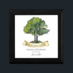Caja De Regalo Cinta del árbol de la unión familiar Keepsake pers<br><div class="desc">Con un árbol acuático,  esta bonita y minimalista plantilla de caja de regalo para reuniones familiares es fácil de personalizar y está lista para agregar los detalles de la reunión familiar anual de este año. Puede hacer clic en el botón "Personalizar" para agregar su evento de reunión.</div>