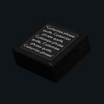 Caja De Regalo Cita de texto de personalizado blanco negro person<br><div class="desc">Cuadro de regalo de comillas de texto personalizado blanco y negro personalizado o monograma. Minimalista y elegante diseño moderno.</div>