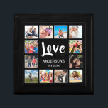 Caja De Regalo Collage de fotos personalizado familiar personaliz<br><div class="desc">Crea tu propio collage personalizado de 12 fotos, caja de regalo con tus imágenes personalizados en un sencillo fondo negro moderno. La cara de la caja de regalo también incluye el nombre de tu familia, el año establecido y un guión escrito a mano de "Amor". Añade tus fotos, diseños o...</div>