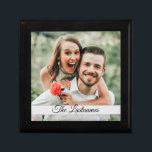 Caja De Regalo Cree su propia foto personalizada<br><div class="desc">Crea tu propia imagen añadiendo tu propia foto y nombre o texto para personalizar y personalizar tu producto de regalo.</div>