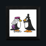 Caja de regalo de boda del pingüino del AL<br><div class="desc">La caja de regalo divertida linda del dibujo animado del pingüino de novia y del novio diseña.  Son linda y diversión y llena de personalidad.  Gran idea para un regalo. Puede también añadir el texto de encargo al ordenar.</div>