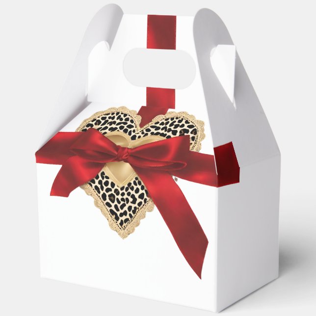 Caja de regalo de la cinta roja del corazón del le (Anverso)