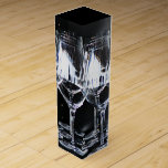 Caja de regalo de vino de lentes de vino<br><div class="desc">Celebración,  ocasión especial,  aniversario,  fiesta,  boda,  cumpleaños,  compromiso,  - Cajas de regalo hechas para ese tiempo especial. Añade esa pizzaz a tu regalo.</div>