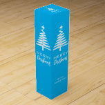 Caja de regalo de vino para navidades<br><div class="desc">Eleva tus celebraciones festivas con nuestra Caja de Regalo de Vino de Feliz Navidad - el toque perfecto de elegancia para la temporada navideña. Esta exquisita caja no es sólo un regalo; es un querido aguijón esperando ser personalizado con la firma o los nombres de tu familia, agregando un toque...</div>