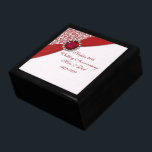 Caja de regalo del 40° aniversario del Boda<br><div class="desc">Diseño de imágenes Digitalbcon con un tema de color rojo rubí con una variedad de imágenes, formas, patrones, estilos y fuentes personalizados en esta caja de regalo única "Aniversario del Boda Ruby". Este atractivo y elegante diseño se completa con letras de texto personalizado para su propia ocasión especial y hace...</div>