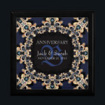 Caja de regalo del aniversario del Boda Blue Sapph<br><div class="desc">Diseño de encaje único y estiloso en un diseño decorativo de color dorado y azul zafiro - Exquisito y elegante boda, aniversario o compromiso presente. Personalice con nombres, fecha de aniversario y monograma o números - hecho en una maravillosa caja de regalo de madera para guardar baratijas, joyería para sus...</div>