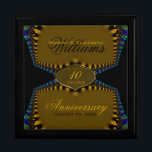Caja de regalo del aniversario del Boda de encaje<br><div class="desc">Lugar de arte fractal único y elegante en oro oscuro y azul/verde - Exquisito y elegante boda, aniversario o compromiso presente. Personaliza con nombres, fechas de aniversario y otros detalles importantes - hecho en una maravillosa caja de regalo de madera para guardar tus keepsakes especiales. Hace un regalo maravilloso -...</div>