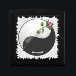 Caja de regalo del Rosa Yin Yang Boda<br><div class="desc">Caja de regalo del Rosa Yin Yang Boda, ropa de Boda y regalos de boda del Ilustracion ArtMuvz. Pareja prendas Yin Yang, regalos de meditación, ropa de entrenamiento de yoga.PARA PERSONALIZAR, agrega tu nombre o añade texto en su lugar. Personalizar esta caja de regalo rosa Yin Yang para hacer que...</div>