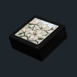 Caja De Regalo Elegante Magnolias Blancas Con Ilusión De Vidrio M<br><div class="desc">Elegante caja de magnolias blancas con un efecto de cristal teñido. Delicado y alegre. Perfecto para guardar joyas y otros tesoros,  o como regalo personal.</div>