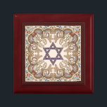 Caja De Regalo Estrella de David Elegant Vintage Damask Arte Judí<br><div class="desc">La Estrella de David se presenta con elegantes flores de damasco en este vintage diseño de arte judío. Esta joyería o caja de conservas es un gran regalo para los recién casados,  un joven graduado o una persona especial en tu vida.</div>