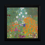 Caja De Regalo Gustav Klimt Flor Jardín Naturaleza<br><div class="desc">Un bonito cuadro del jardín,  un cuadro clásico de Gustav Klimt,  llamado Cottage Garden,  o Bauergarten,  1907,  que se encuentra cerca de un jardín de flores,  un cuadro de flores de colores.</div>