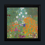 Caja De Regalo Gustav Klimt Flor Jardín Naturaleza<br><div class="desc">Un bonito cuadro del jardín,  un cuadro clásico de Gustav Klimt,  llamado Cottage Garden,  o Bauergarten,  1907,  que se encuentra cerca de un jardín de flores,  un cuadro de flores de colores.</div>
