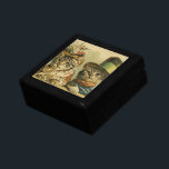 Caja De Regalo Humor vintage, novia victoriana engorda gatos en G<br><div class="desc">Imagen de humor divertida de ilustracion de época que muestra a gatos tabby victorianos con gorras. Un diseño boda mascota amoroso y romántico con una novia y un novio. La novia lleva puesto un elegante gorra floral y el gato del novio lleva un elegante sombrero formal.</div>