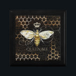 Caja De Regalo La reina de la cosecha es negra<br><div class="desc">Esta vintage caja de regalos presenta un diseño de abeja reina de una abeja de miel con corona real sobre un fondo negro de peine de miel. Hace un regalo único para cada ocasión. Diseñado por el artista ©Tim Coffey.</div>