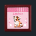 Caja De Regalo Las estrellas del tigre de corte añaden un nombre<br><div class="desc">Mantén la caja de regalo para los niños. Personaliza con un nombre. Con un tigre lindo,  puntos de polka y estrellas con los colores rosa y blanco.</div>