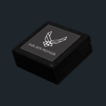 Caja De Regalo Logo de la Fuerza Aérea de los Estados Unidos - Ne<br><div class="desc">Este diseño muestra el logo oficial de la Fuerza Aérea de Estados Unidos con un llamativo fondo azul. Simbolizando orgullo,  dedicación y servicio,  es un tributo atemporal y patriótico a la Fuerza Aérea de Estados Unidos y su rica tradición de excelencia.</div>