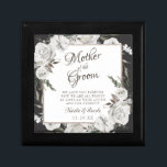 Caja De Regalo Madre de la vieja escuela personalizada<br><div class="desc">Rosas y Flores Vintage de Flores Blancas y Oro Rosa. Un estilo clásico vintage y elegante, con muchas hojas y follaje gris, marfil blanco, oro Rosa, rosa sucio, verde pálido y gris. Con elementos florales pintados a mano, fuentes clásicas de guión vintage y marco cuadrado geométrico elegante Rosa Purpurina oro...</div>