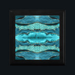 Caja De Regalo Marble de oro azul verde azulado Turquesa su nombr<br><div class="desc">Cajas de regalo con la Verde azulada caja de regalo de Personalizable de Geode Turquesa Marble Aqua Purpurina de oro Azul Agate - Añadir su nombre / texto - Hacer su caja de regalo especial ! Redimensionar y mover o eliminar / añadir texto / elementos con la herramienta Personalización !...</div>