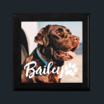 Caja De Regalo Mascota Simple y Moderno Nombre y foto de la tipog<br><div class="desc">Este diseño sencillo y moderno se compone de una tipografía de escritura moderna y sencilla. Añadir foto de mascota personalizado.</div>