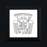 Caja De Regalo Matrimonio de país de Tractor personalizado<br><div class="desc">Un regalo de boda de granja de tractores que puede ser personalizado. Si desea cambiar el tamaño o el tipo de letra,  haga clic en el botón de edición para personalizar. El embalaje en el tractor está en una crema sutil y blanco.</div>