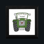 Caja De Regalo Mejor hombre de la boda de un país con un tractor<br><div class="desc">Un regalo de boda de granja de tractores que puede ser personalizado. Si desea cambiar el tamaño o el tipo de letra,  haga clic en el botón de edición para personalizar. El embalaje en el tractor está en una crema sutil y blanco.</div>