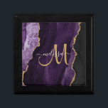 Caja De Regalo Moda Purpurina de oro morado Agate Personalizado M<br><div class="desc">Envuelva su regalo con estilo con esta elegante caja de regalo personalizada con agate morado acentuado con falso purpurina de oro. Personalice su caligrafía de escritura manuscrita inicial en un monograma con su nombre anterior. Un regalo único para el cumpleaños, las vacaciones y cualquier ocasión especial. Diseñado sólo para ti...</div>