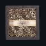 Caja De Regalo Monograma de bronce negro patrón leopardo<br><div class="desc">Elegante patrón de leopardo sobre negro y bronce con tu monograma.La perfecta idea de regalo romántica. Haga clic en el botón Personalizar para cambiar fuentes,  mover texto y personalizar de su diseño.</div>