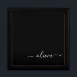 Caja De Regalo Monograma elegante Minimalista blanco negro y mode<br><div class="desc">Presentamos nuestra Colección de Monogramas Modernos Minimalistas en Blanco y Negro: Adopte la simplicidad y la sofisticación con nuestros diseños minimalistas, curados para elevar su estilo sin esfuerzo. Esta colección, elaborada con gran interés para la estética moderna, presenta elegantes diseños en blanco y negro acentuados por monogramas personalizados. Desde papel...</div>