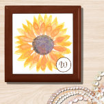 Caja De Regalo Monograma girasol<br><div class="desc">Esta encantadora caja de regalo está decorada con un girasol amarillo acuarela y un elegante monograma. Personalizable fácil. Hace un regalo único. Acuarela original © Michele Davies.</div>