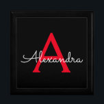Caja De Regalo Nombra de monograma de guión negro rojo<br><div class="desc">Guión simple negro y rojo Monograma Nombre joyería Keepsake Box. Esto hace que la graduación perfecta,  el cumpleaños,  el boda,  la ducha de novia,  el aniversario,  la ducha de bebé o la fiesta de soltera sea un regalo para alguien que ama el lujo glam y los estilos de moda.</div>