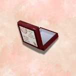 Caja De Regalo Oración cristiana para niños Brown y Rosa |<br><div class="desc">Monogramado para que insertes tu propia oración si así lo eliges,  caja de regalo. Este adorable tema de boho con un arco iris rosado,  y un texto marrón en un fondo blanco,  dice,  Querido Jesús,  ayúdame a dormir fuerte,  y despierta con tu amor tan brillante!</div>