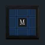 Caja De Regalo Personalizado azul de la Marina Oscura con tira in<br><div class="desc">Esta sencilla y moderna caja de regalo es perfecta para personalizar con una inicial.</div>