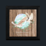 Caja De Regalo PRESUPUESTO Nuevos casados Regalos de boda persona<br><div class="desc">Añade tu propio texto como desees para personalizar este impresionante ilustracion de dos búhos en vuelo. Artículos de regalo ideales para recién casados.</div>
