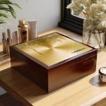 Caja De Regalo Purpurina de goteo metálico de oro personalizado<br><div class="desc">Esta lujosa caja de joyas cuenta con una deslumbrante exhibición de purpurina de oro de goteo sobre un fondo de metalizado pulido y cepillado. Los chorros de oro crean un efecto hipnotizante, exuberante elegancia y sofisticación. Perfectamente adaptado para una joyería de caoba, este glamuroso diseño le da un toque de...</div>