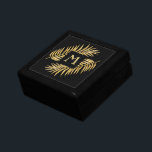 Caja De Regalo Purpurina Tropical de Oro de palmeras frontales en<br><div class="desc">La caja de joyas de madera lacada negra de ébano forrada destaca por sus elegantes fachadas de palmera tropicales de purpurina falso dorado sobre un fondo negro con un primer monograma dorado impreso en azulejos de cerámica en la tapa. Añade un toque bonito a la decoración de tu casa o...</div>