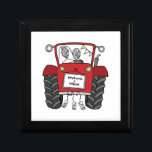 Caja De Regalo Regalo personalizado de boda de país del Tractor R<br><div class="desc">Un regalo de boda de granja de tractores que puede ser personalizado con los nombres de la pareja. Si desea cambiar el tamaño o el tipo de letra de los nombres, haga clic en el botón de edición para ver más personalizares. El embalaje en el tractor está en una crema...</div>