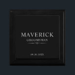 Caja De Regalo Regalos Groomsmen Elegante Fiesta de Bodas Mejor H<br><div class="desc">Esta elegante caja de regalo negra de groomsman incluye el nombre, el título y la fecha de los padrinos escritos en una tipografía minimalista de diseño y gris claro. Simplemente agregue los nombres de los padrinos, su título y fecha en la sección de personalización para crear sus propios favores matrimoniales....</div>