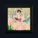Caja De Regalo Regencia de mujeres victorianas con flores rosadas<br><div class="desc">Un rico y elegante tema de la era victoriana,  con una magnífica pintura de J. Barrick (1908) y flores de collage en descomposición,  mariposa,  fondo y remolinos de William Morris.</div>