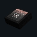 Caja De Regalo Rosa personalizado Purpurina de oro Monograma de e<br><div class="desc">Personalice fácilmente este elegante diseño moderno de caja de regalo con un purpurina rosa de oro brillante sobre un fondo metálico negro cepillado.</div>