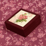 Caja De Regalo Rosas románticos con Rosas de pintura<br><div class="desc">Este diseño romántico está dirigido al amante de los rosas. Un bonito ramo de rosas color rosa chispeante se retrata sobre un fondo acuarela de rosas melocotones, casi como un papel de escritura antiguo o una ephemera. La palabra Rosa aparece en la parte superior izquierda y la parte inferior derecha...</div>