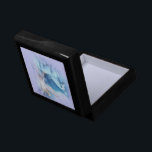 Caja De Regalo Sky Faerie Aspárrs y Unicorn Vignette<br><div class="desc">Sky Faerie Aspárrs y Unicorn Vignette Under the full moon y las estrellas en el cielo de medianoche- hay una piscina de agua dulce llena de aguas puras de la mágica cascada de unicornio. Aquí es donde encontrará la Unicornio, Sky Faerie Aspárrs y Unicorn Lunaria, bailando en las aguas con...</div>