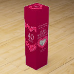 Caja de vinos de fotos para el corazón del anivers<br><div class="desc">40.ª caja de regalo de Aniversario del Ruby, vino o licores. Hermosas rubias en el corazón en rojo con la plantilla de efecto de piedra fotográfica Ruby Boda Aniversario envase de caja de vino. Personalizar con el nombre de su destinatario o detalles de su familia y foto. El año del...</div>