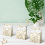 Caja Para Regalos 50 y fabuloso cumpleaños Dorado Floral Swirls<br><div class="desc">50 y fabulosa fiesta de cumpleaños Golden Decorative Floral Swirls Favor Box.</div>