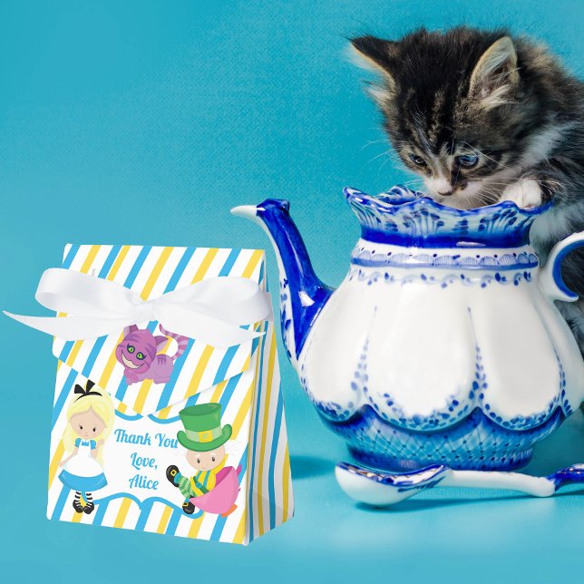 Caja Para Regalos Alicia en el país de las maravillas educó a los ni (Subido por el creador)