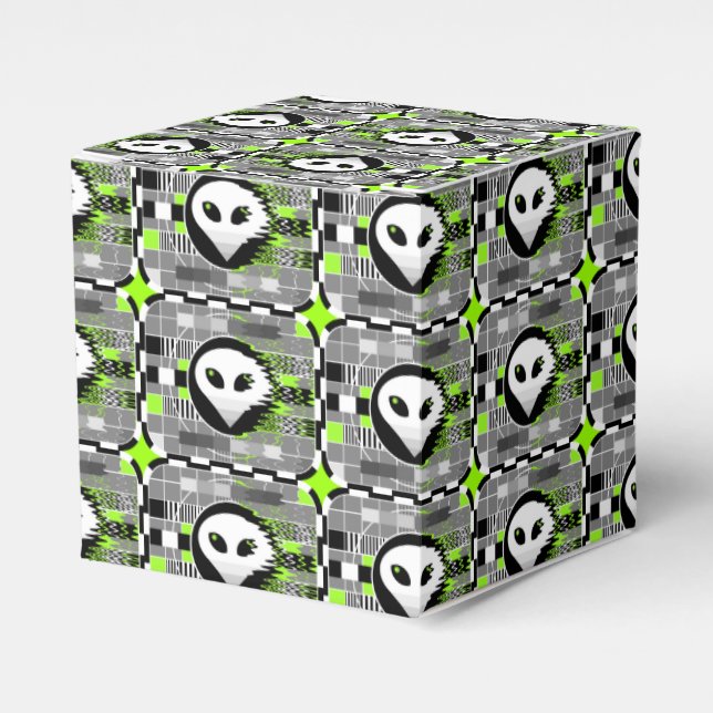 Caja Para Regalos Alien TV Multi FAR Box classic (Costado Anverso)