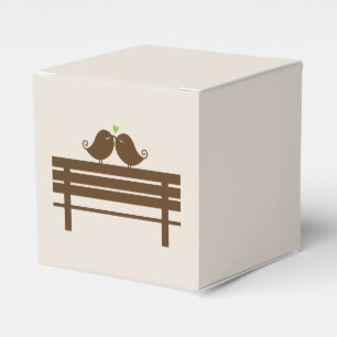 Caja Para Regalos Amas de amor en el banco de parques {verde}