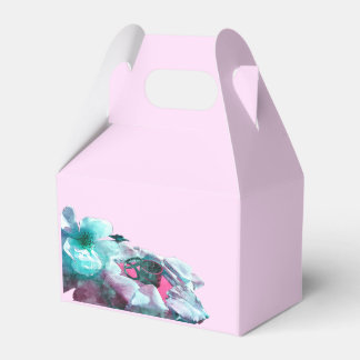 Caja Para Regalos Anillos con pétalos de rosa blancos