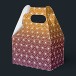 Caja Para Regalos Asanoha Tradicional japonés Imprimir Borgoña y Oro<br><div class="desc">Asanoha es un patrón japonés tradicional basado en las hojas en forma de estrella de una planta dura que representa vitalidad y crecimiento. Este patrón ha sido muy popular en los kimonos y artículos para niños y bebés,  pues se cree que trae crecimiento y vigor.</div>