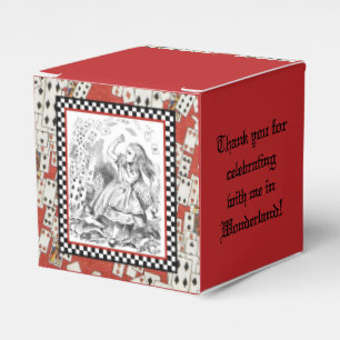 Caja Para Regalos Ataque de las tarjetas 1